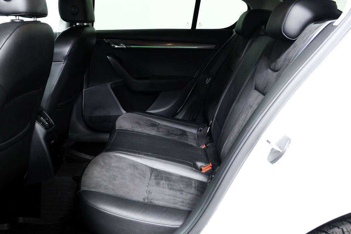 Купить Skoda Octavia, 2017, 112 981 км.. Фото: #11