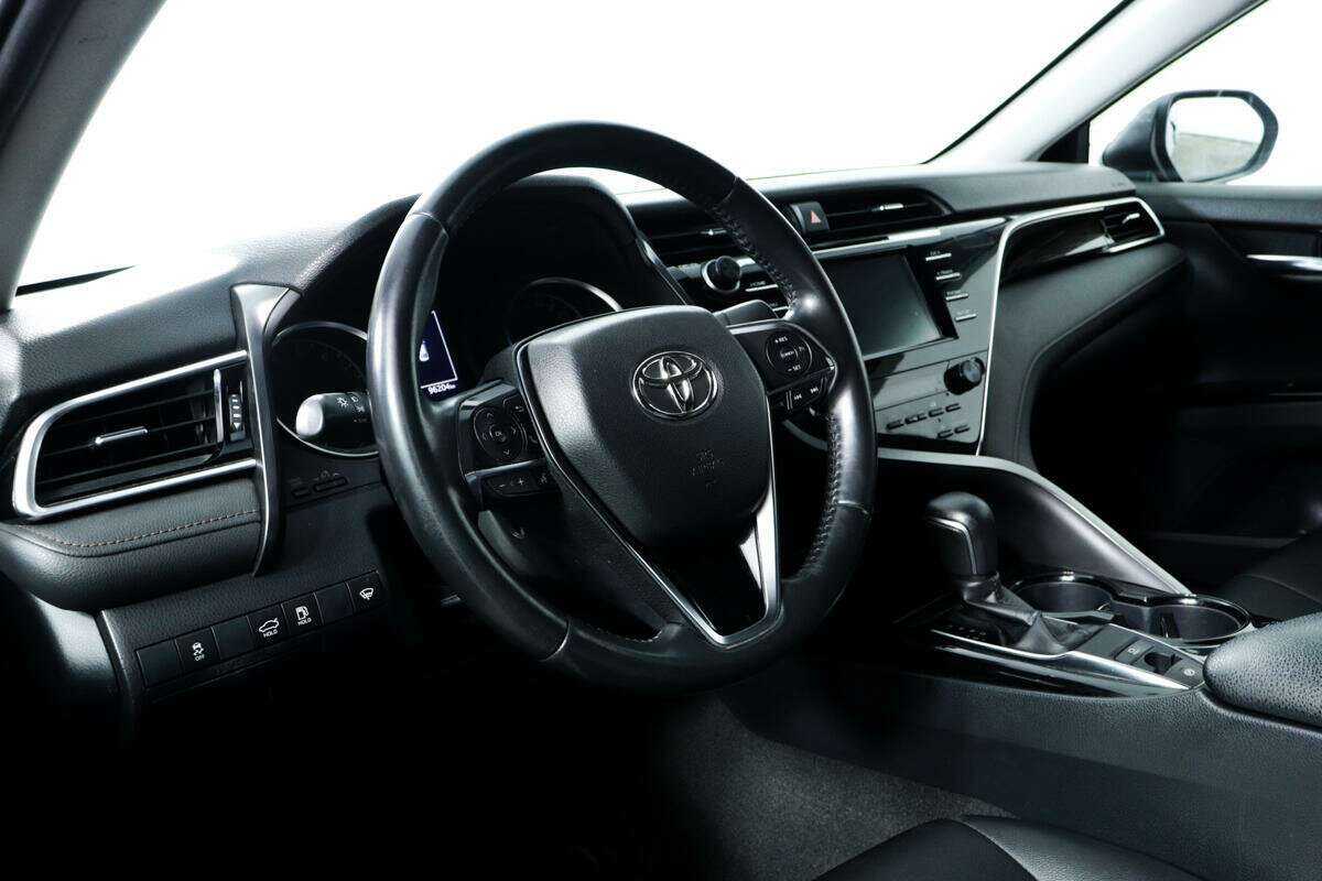 Купить Toyota Camry, 2019, 96 000 км.. Фото: #12