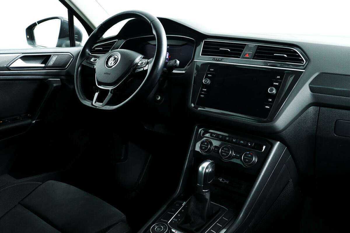 Купить Volkswagen Tiguan, 2018, 91 888 км.. Фото: #8
