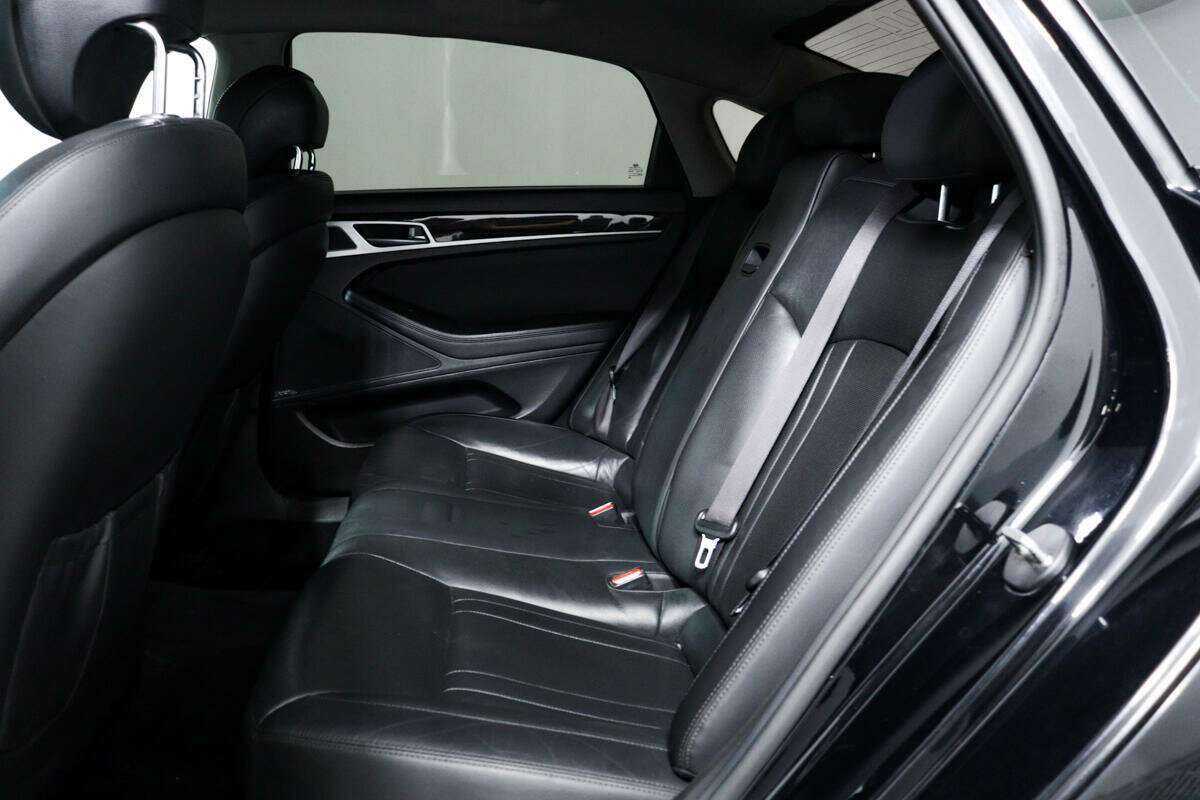 Купить Hyundai Genesis, 2016, 274 588 км.. Фото: #11