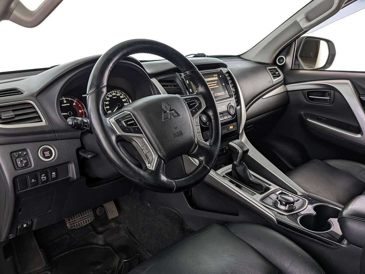 Купить Mitsubishi Pajero Sport, 2017, 198 584 км.. Фото: #10