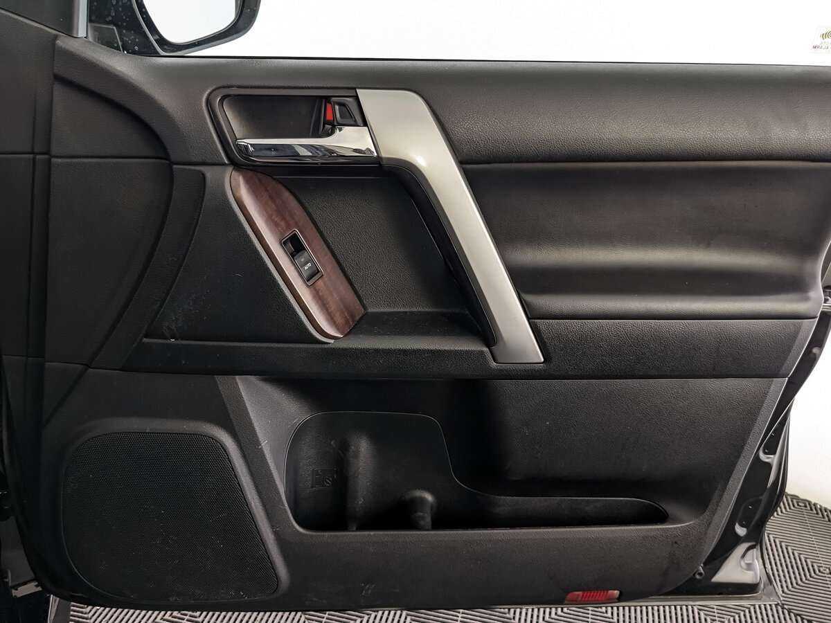 Купить Toyota Land Cruiser Prado, 2016, 332 559 км.. Фото: #18