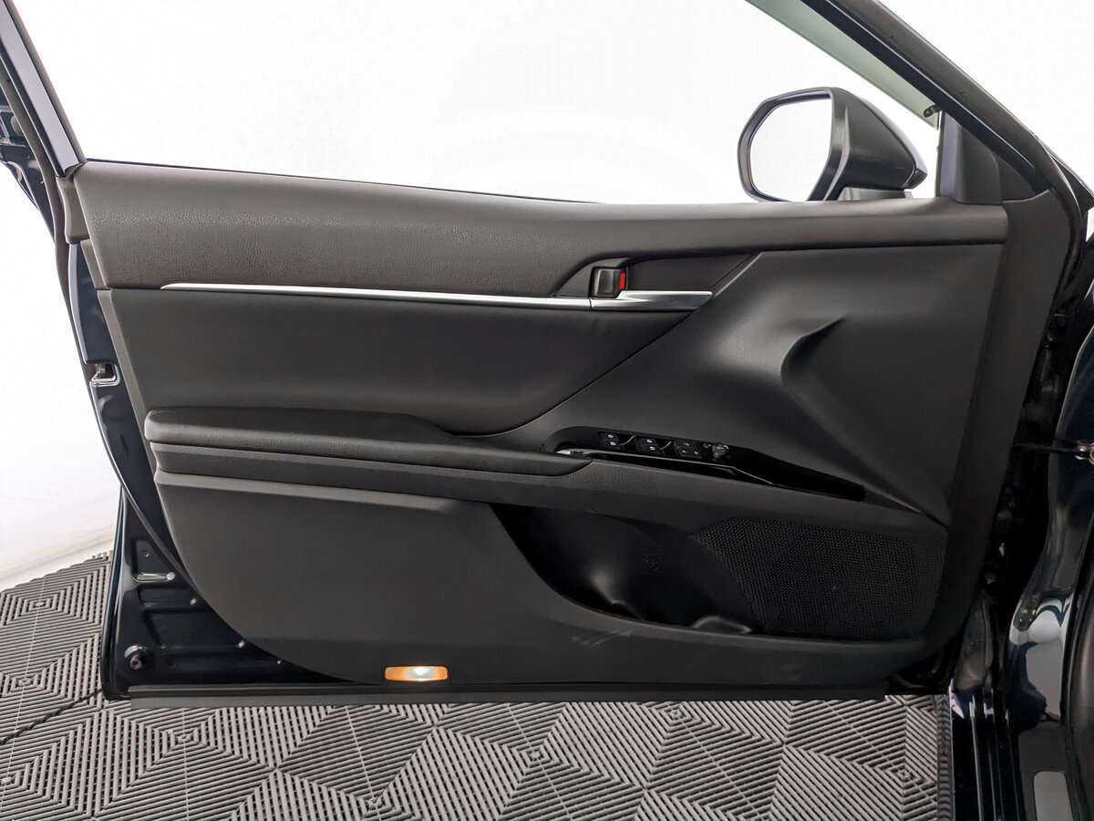 Купить Toyota Camry, 2020, 117 733 км.. Фото: #14