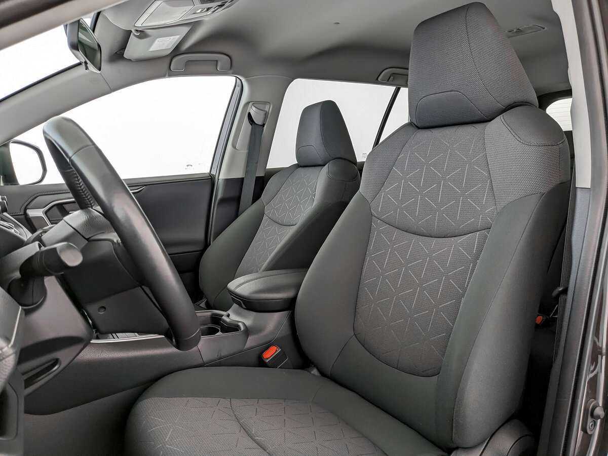 Купить Toyota RAV4, 2020, 60 221 км.. Фото: #15