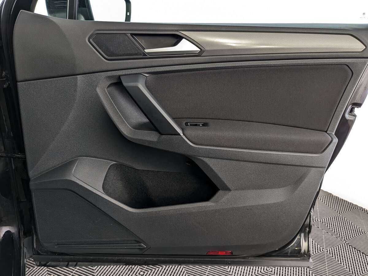 Купить Volkswagen Tiguan, 2019, 139 692 км.. Фото: #23