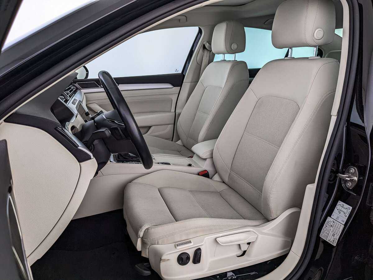 Купить Volkswagen Passat, 2018, 44 409 км.. Фото: #15