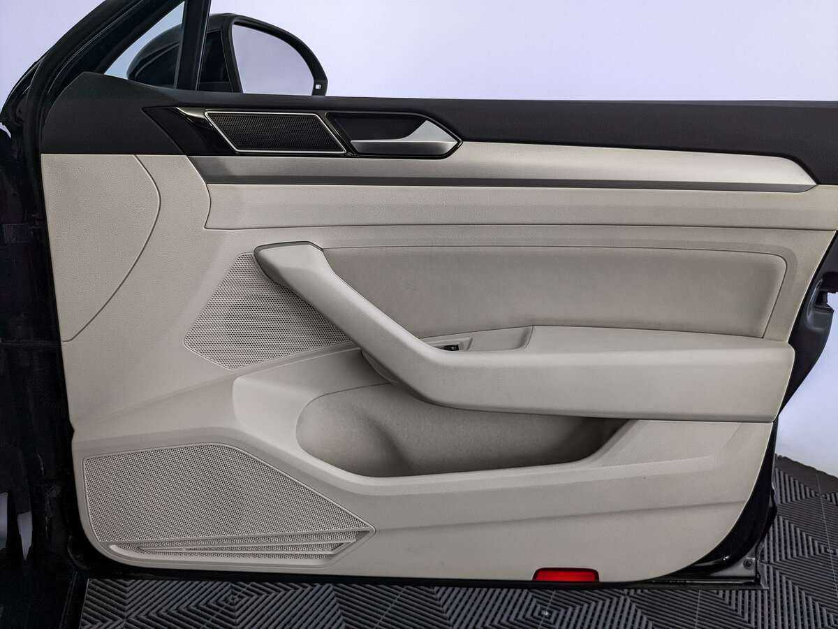 Купить Volkswagen Passat, 2018, 44 409 км.. Фото: #20