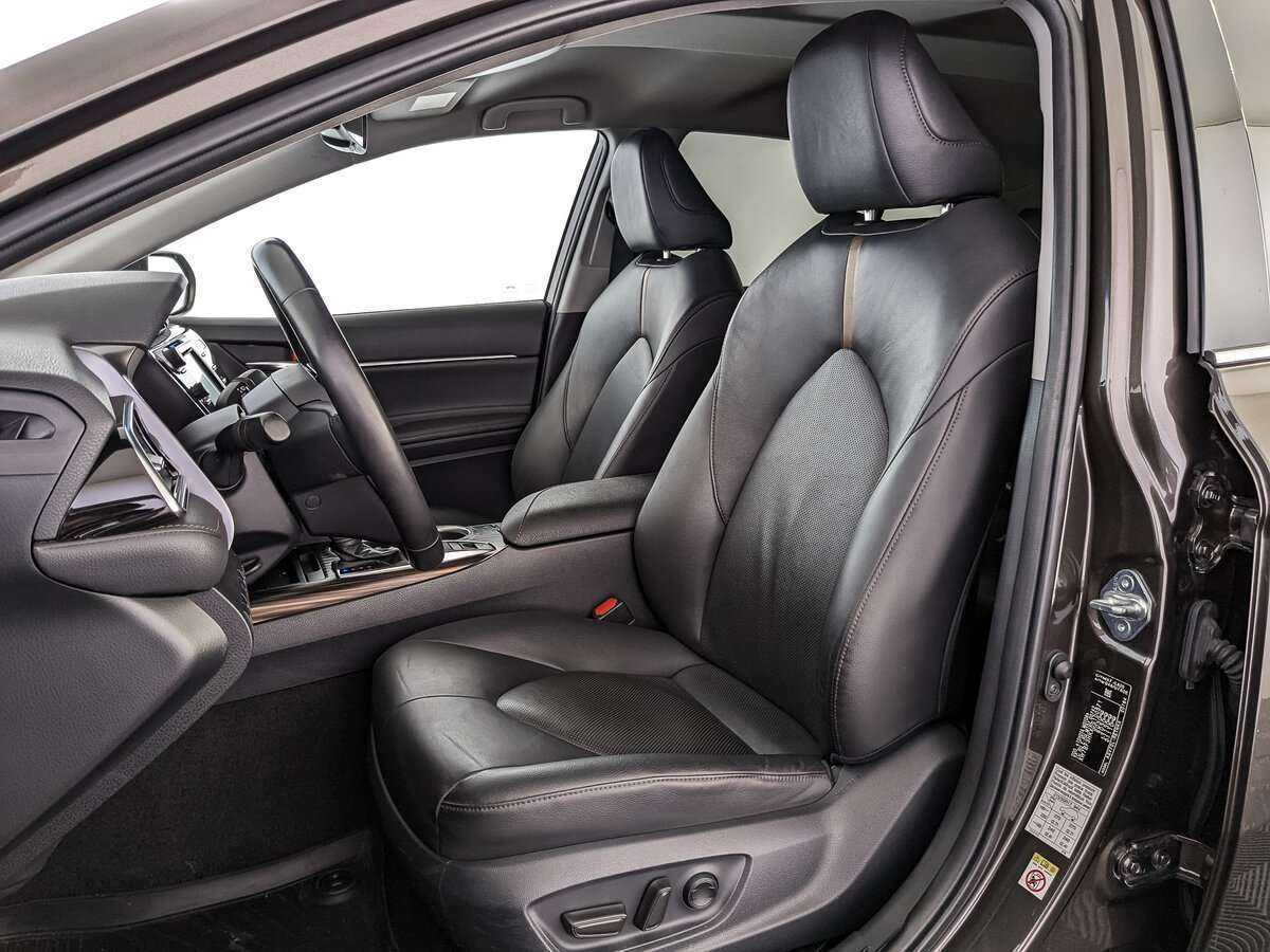 Купить Toyota Camry, 2018, 102 842 км.. Фото: #15