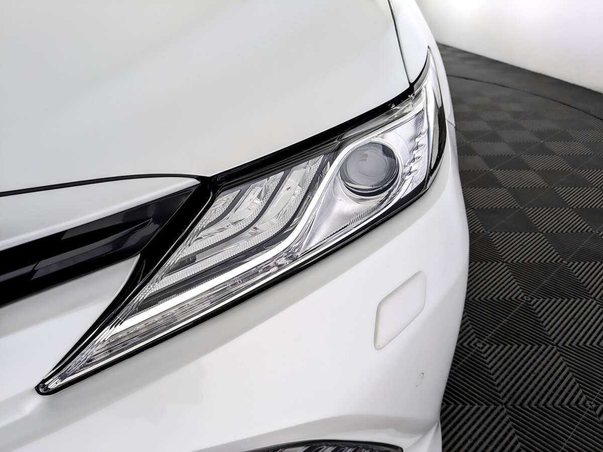 Купить Toyota Camry, 2019, 186 689 км.. Фото: #16