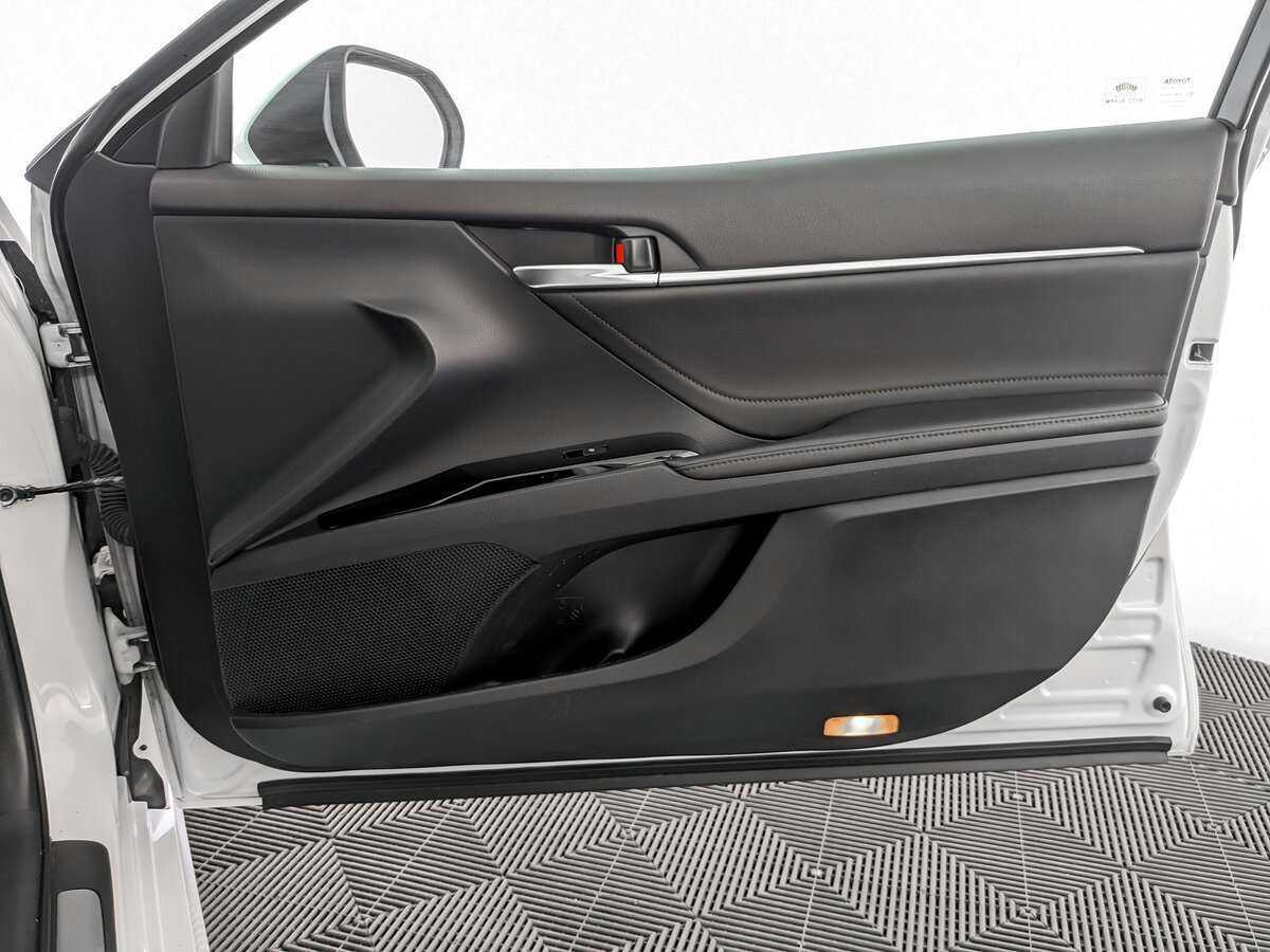 Купить Toyota Camry, 2019, 186 689 км.. Фото: #24
