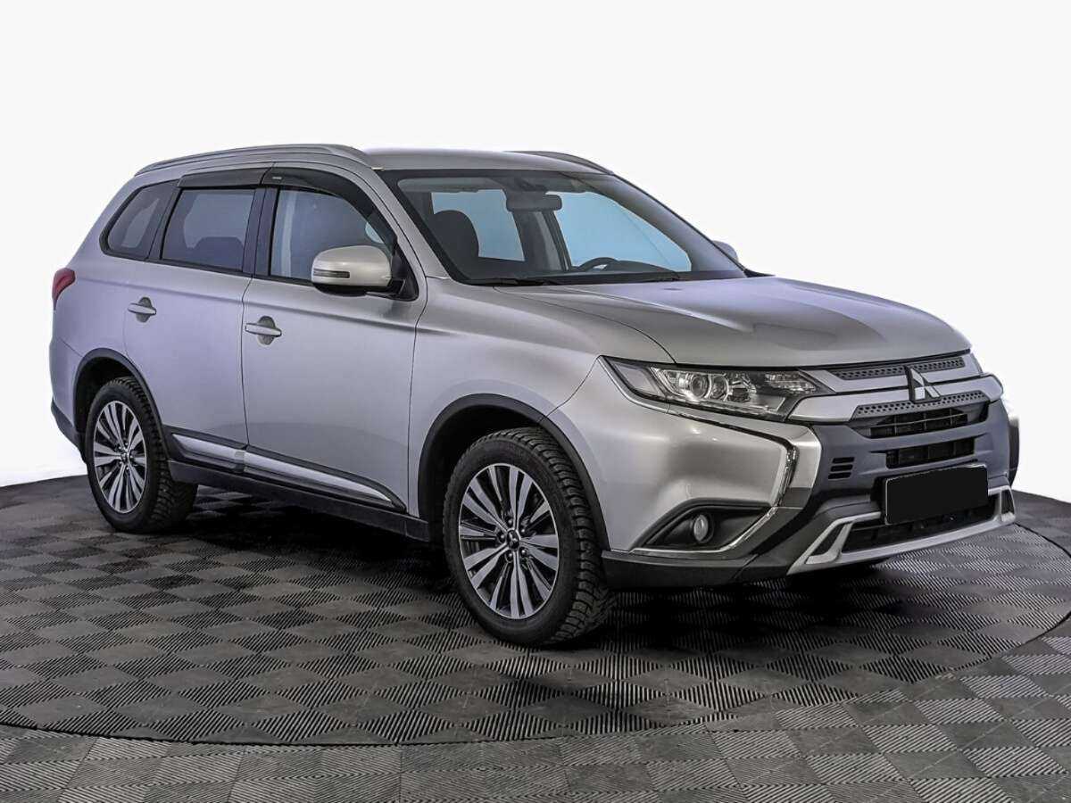 Купить Mitsubishi Outlander, 2020, 106 268 км.. Фото: #2
