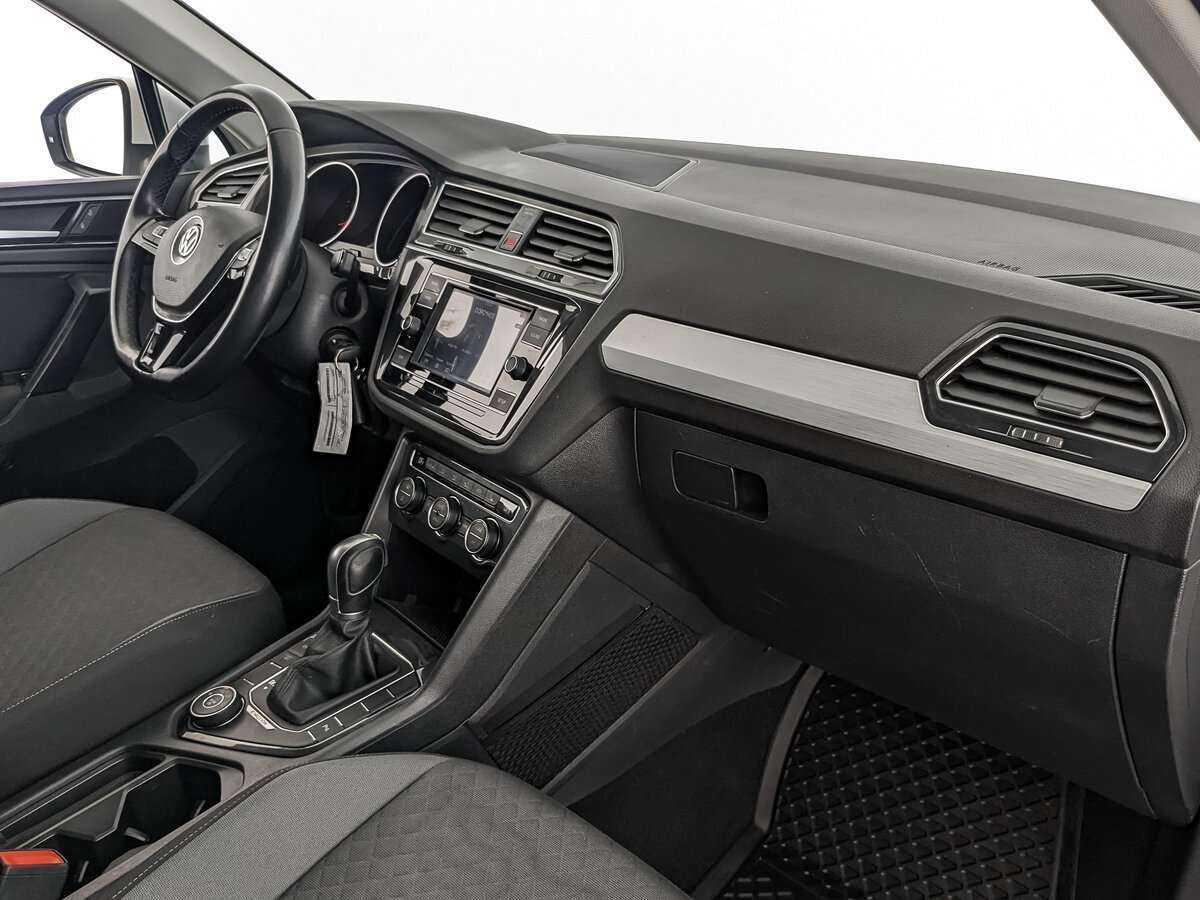 Купить Volkswagen Tiguan, 2018, 133 758 км.. Фото: #8
