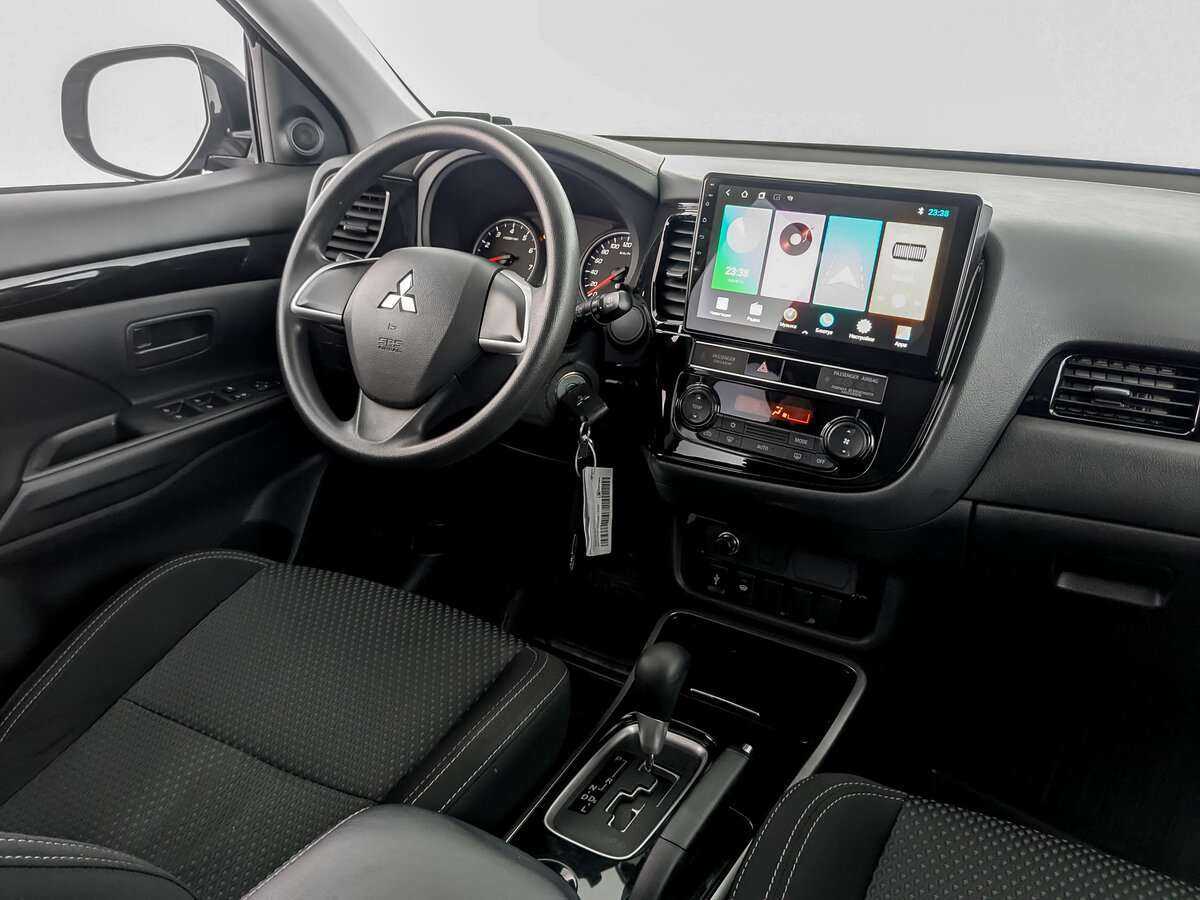 Купить Mitsubishi Outlander, 2019, 80 241 км.. Фото: #21