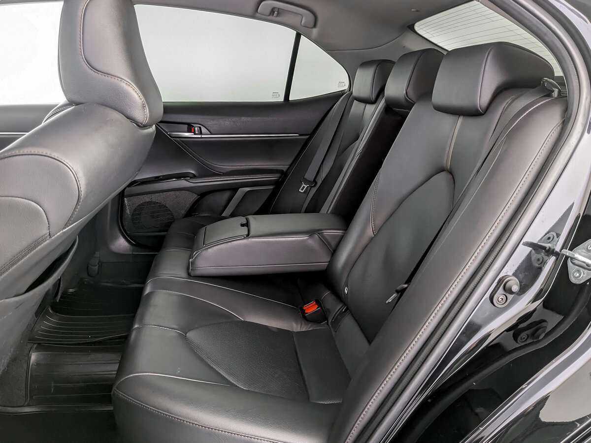 Купить Toyota Camry, 2019, 31 196 км.. Фото: #9