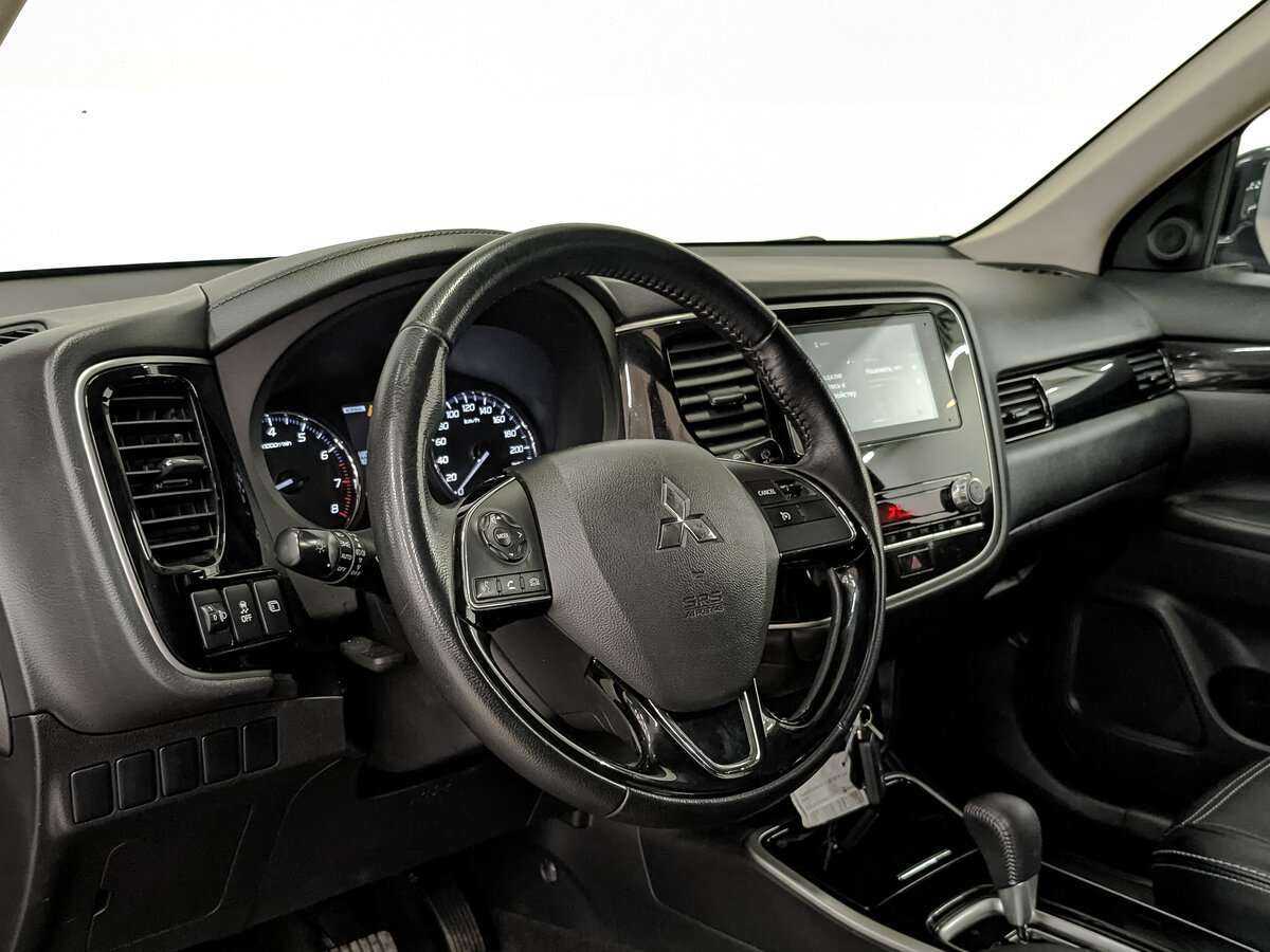 Купить Mitsubishi Outlander, 2020, 158 018 км.. Фото: #10