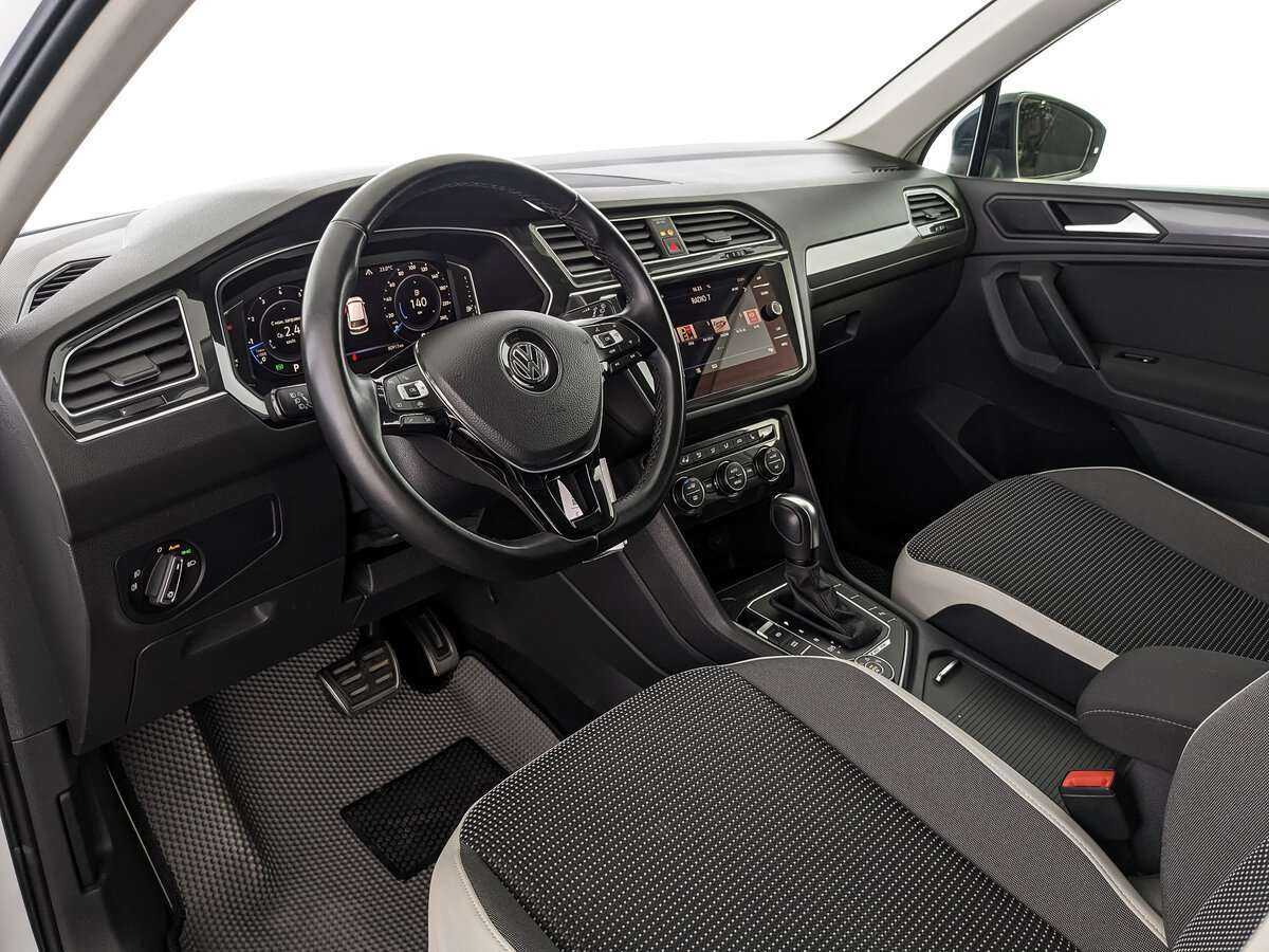 Купить Volkswagen Tiguan, 2020, 80 905 км.. Фото: #14
