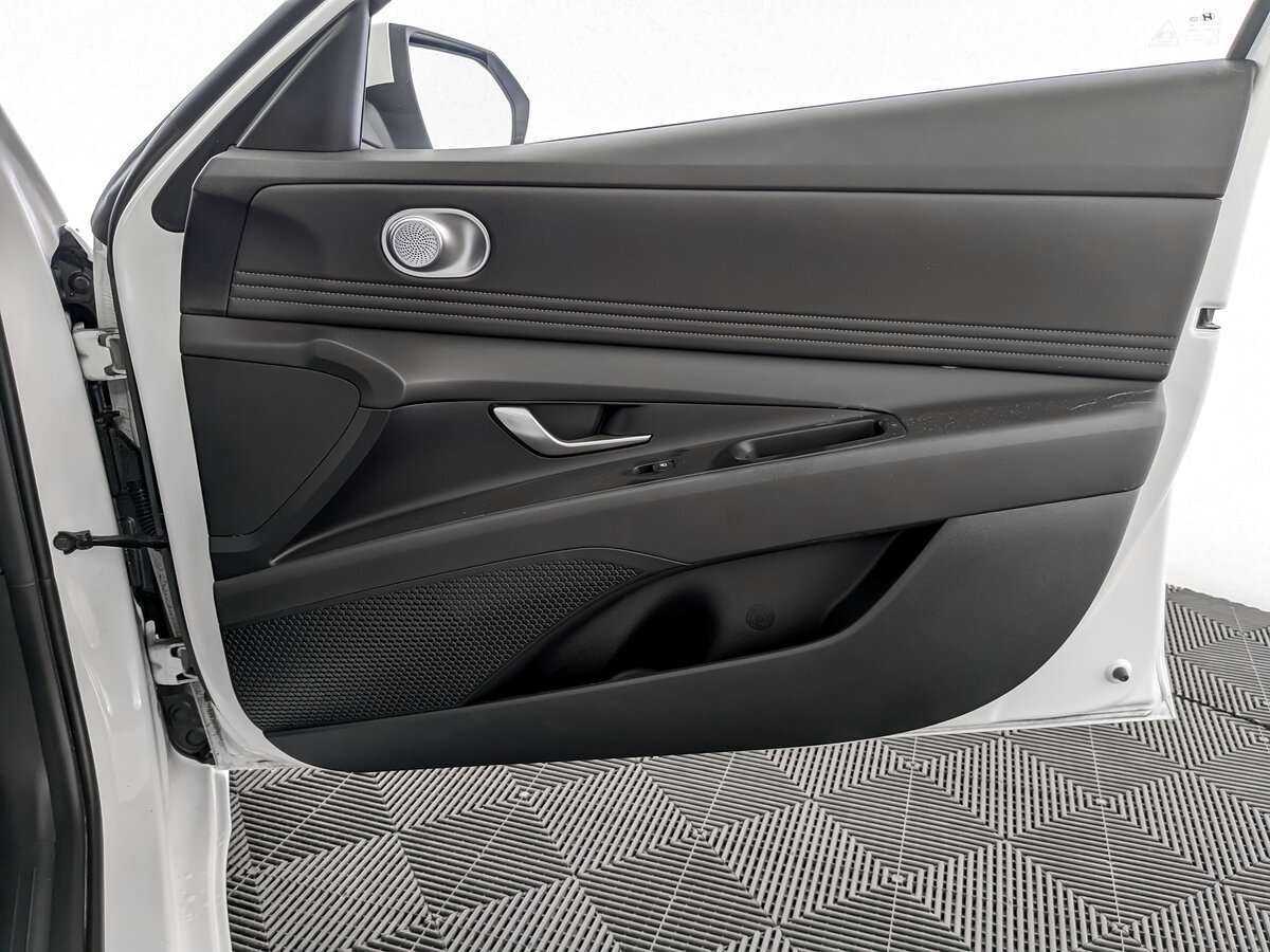 Купить Hyundai Elantra, 2022, 26 119 км.. Фото: #23