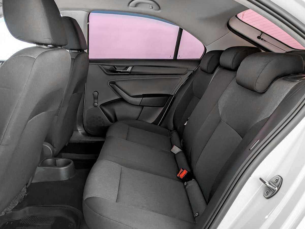 Купить Шкода Рапид, 2017, 132 368 км.. Фото: #9