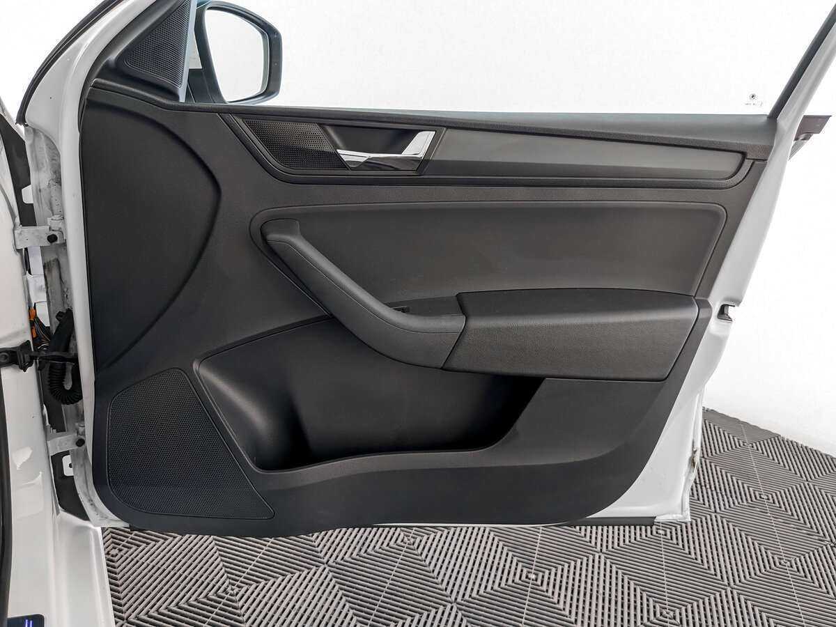 Купить Шкода Рапид, 2017, 132 368 км.. Фото: #19