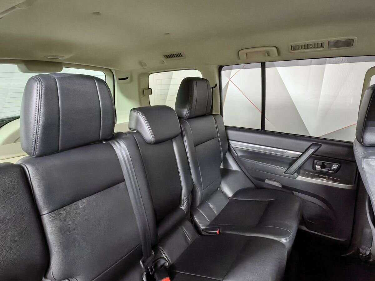 Купить Mitsubishi Pajero, 2015, 94 610 км.. Фото: #12