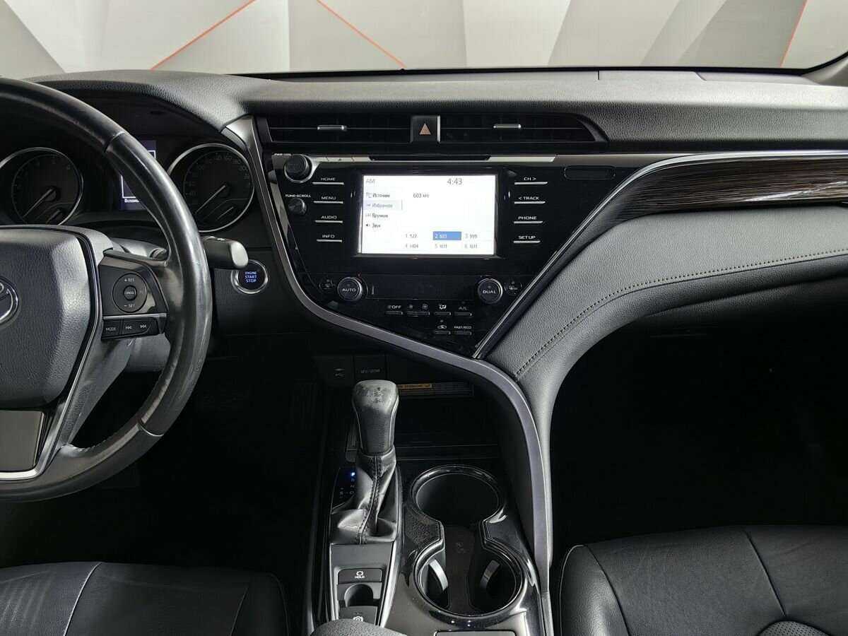 Купить Toyota Camry, 2019, 101 712 км.. Фото: #10