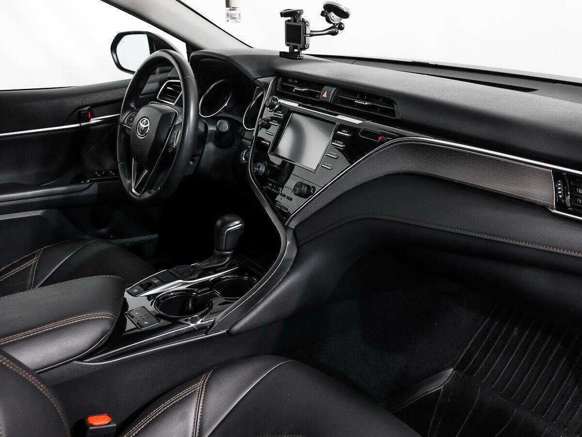 Купить Toyota Camry, 2020, 54 000 км.. Фото: #9