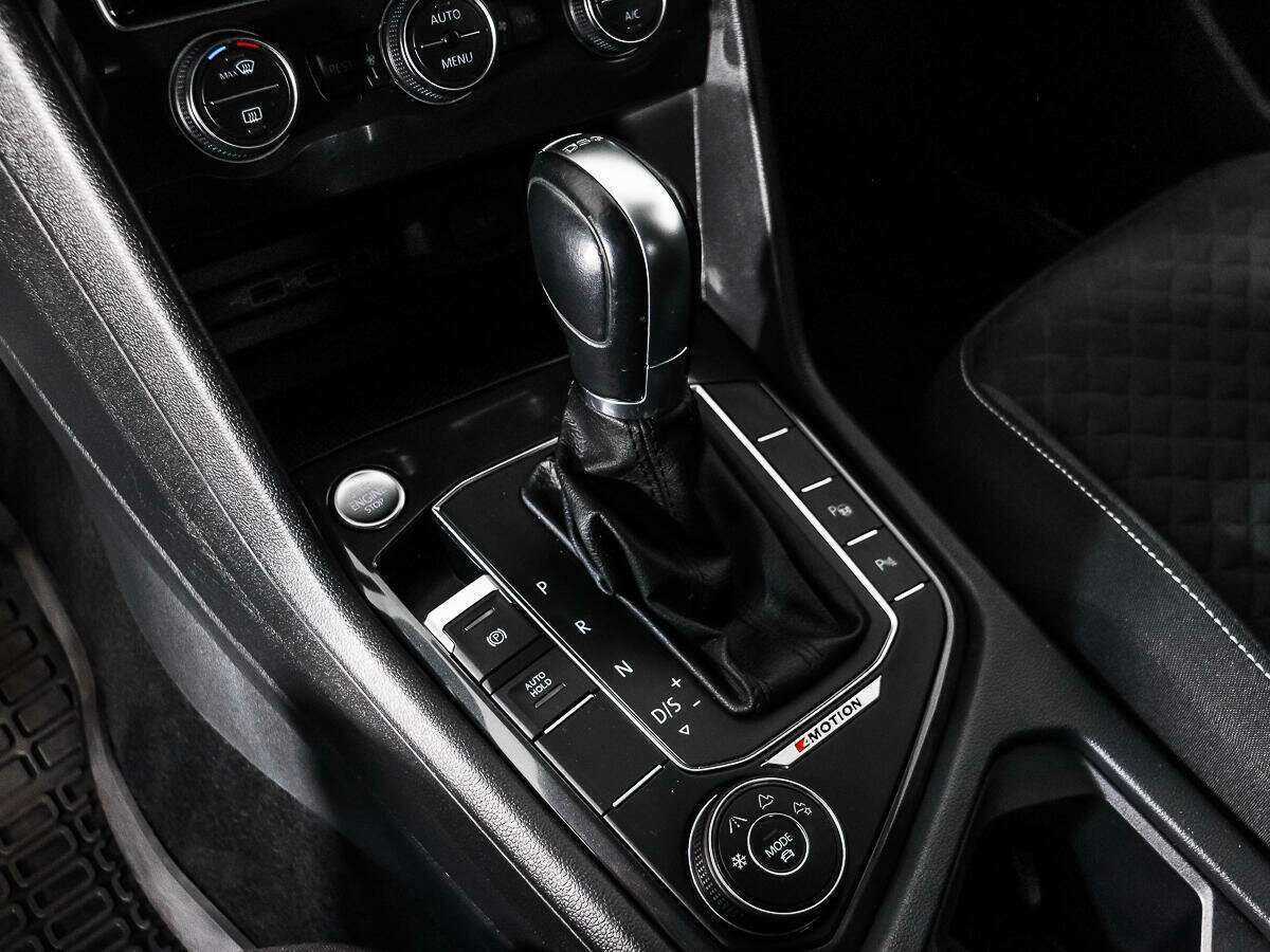Купить Volkswagen Tiguan, 2018, 165 539 км.. Фото: #9