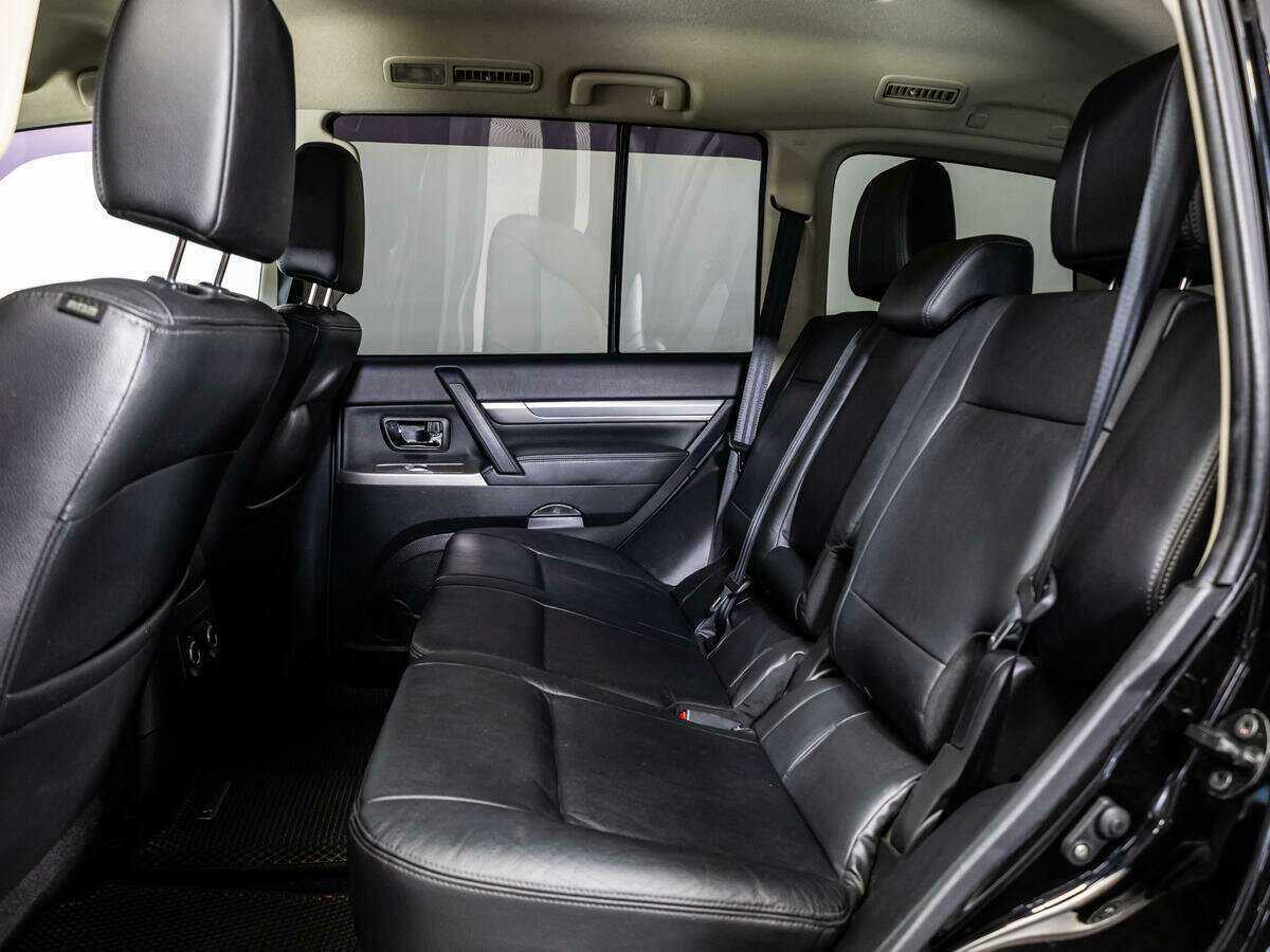 Купить Mitsubishi Pajero, 2015, 39 619 км.. Фото: #9