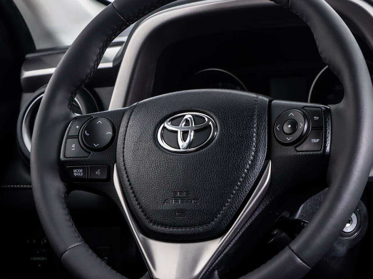 Купить Toyota RAV4, 2017, 123 800 км.. Фото: #10