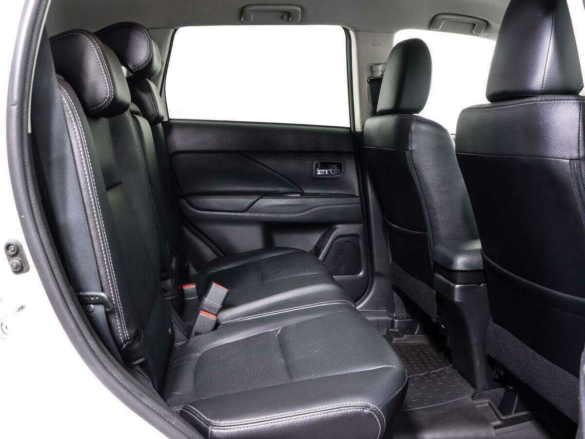 Купить Митсубиши Оутлэндер, 2017, 108 883 км.. Фото: #8