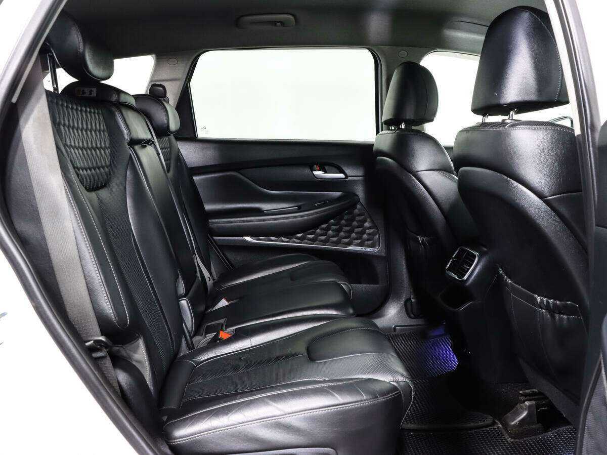 Купить Hyundai Santa Fe, 2018, 71 300 км.. Фото: #9