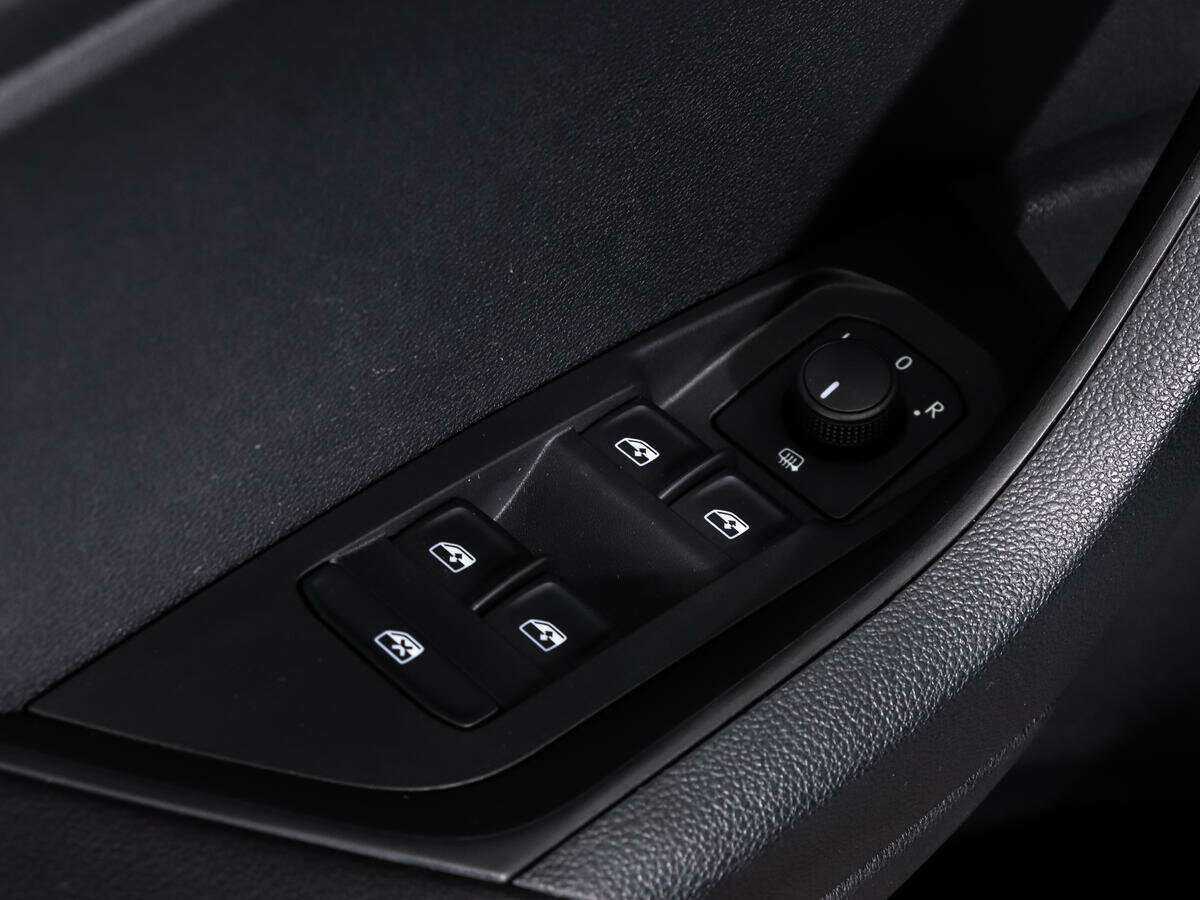 Купить Skoda Karoq, 2020, 110 561 км.. Фото: #15