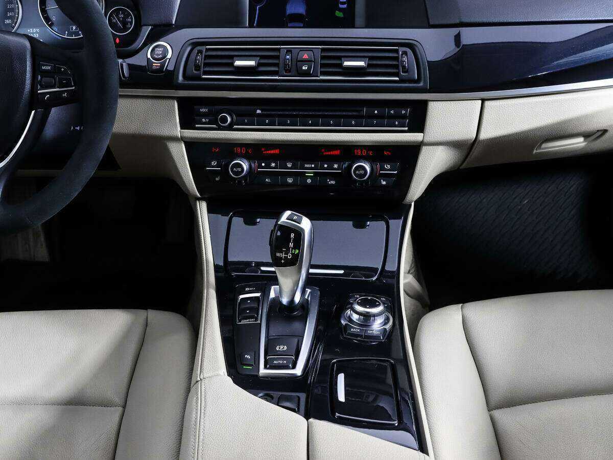 Купить BMW 5 серии, 2012, 190 000 км.. Фото: #15