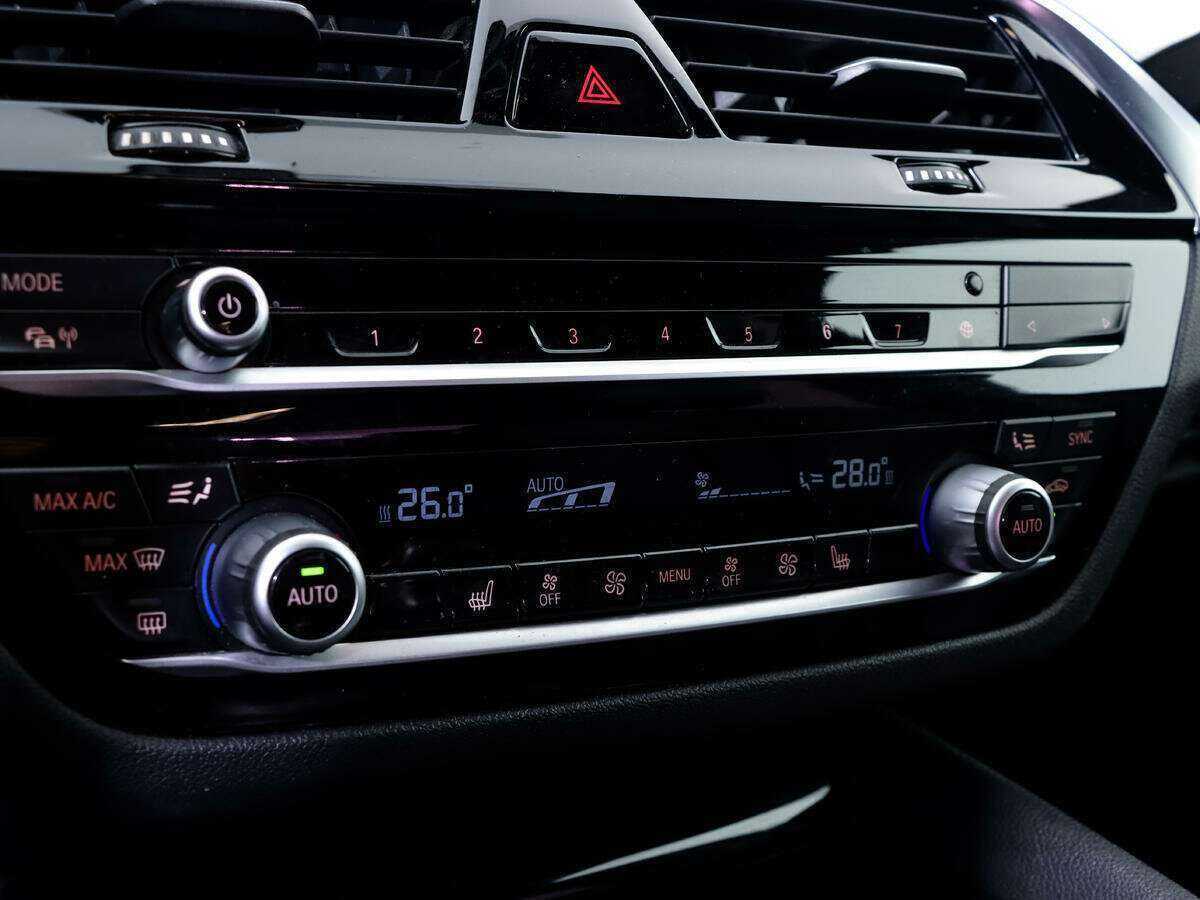 Купить BMW 5 серии, 2017, 157 861 км.. Фото: #10