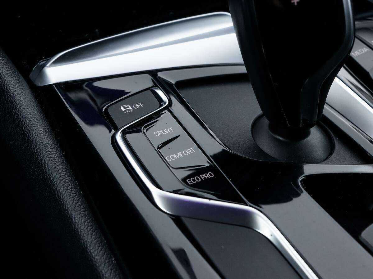 Купить BMW 5 серии, 2019, 169 015 км.. Фото: #12