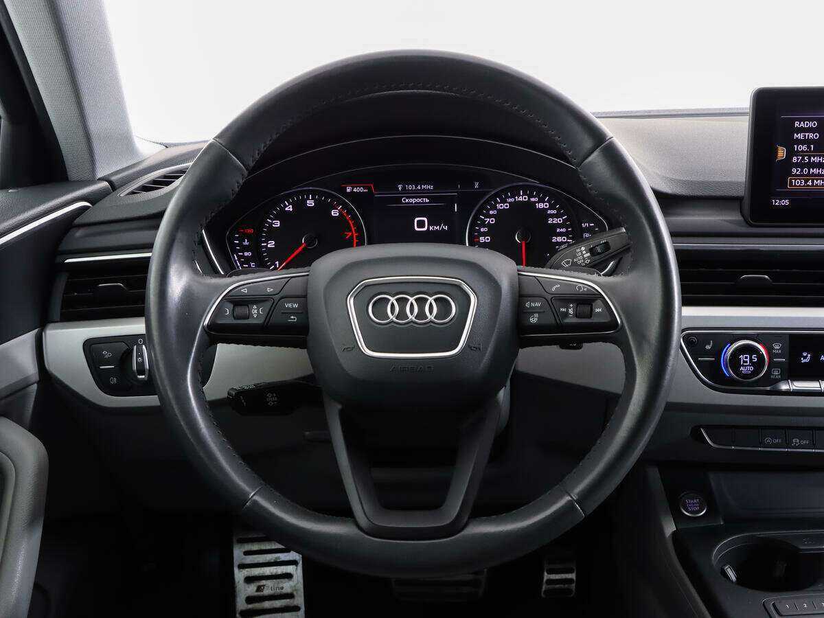 Купить Audi A4, 2019, 44 759 км.. Фото: #8