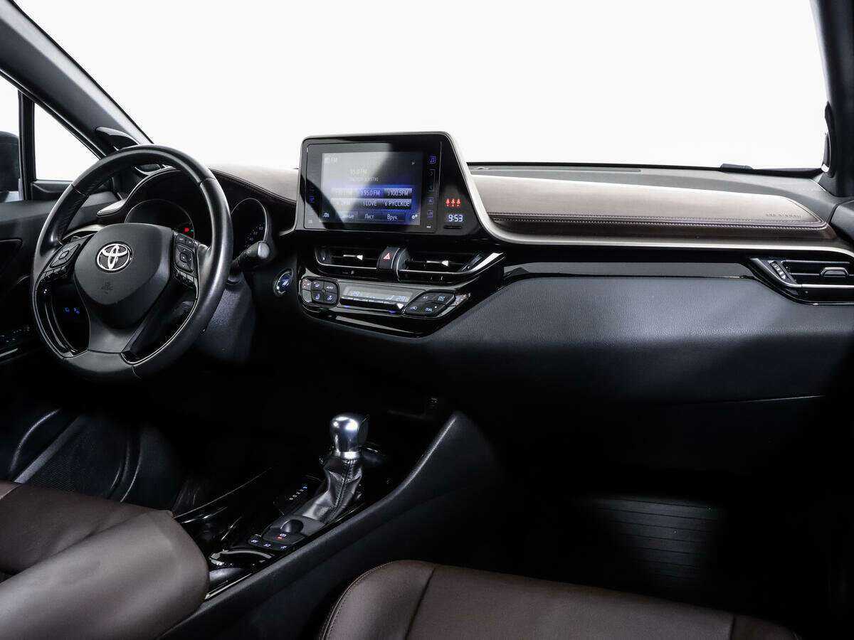 Купить Toyota C-HR, 2018, 116 084 км.. Фото: #8
