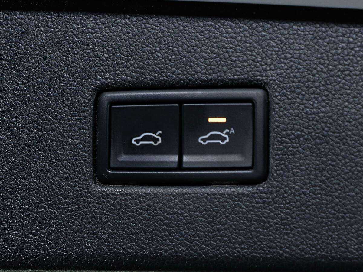 Купить Volkswagen Tiguan, 2020, 89 700 км.. Фото: #17