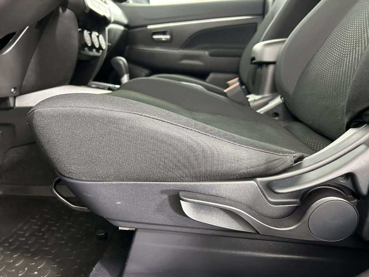 Купить Митсубиши АС-Икс, 2012, 142 820 км.. Фото: #9