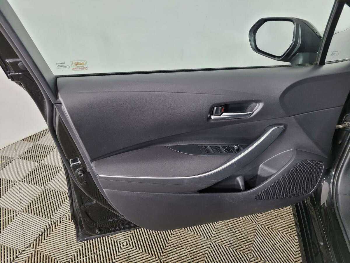 Купить Toyota Corolla, 2019, 71 000 км.. Фото: #7