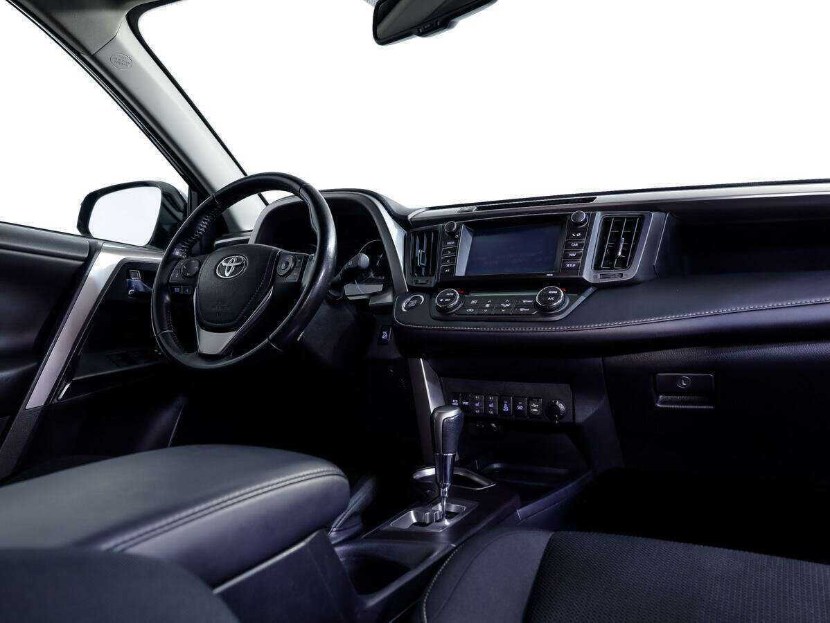 Купить Toyota RAV4, 2019, 131 593 км.. Фото: #7