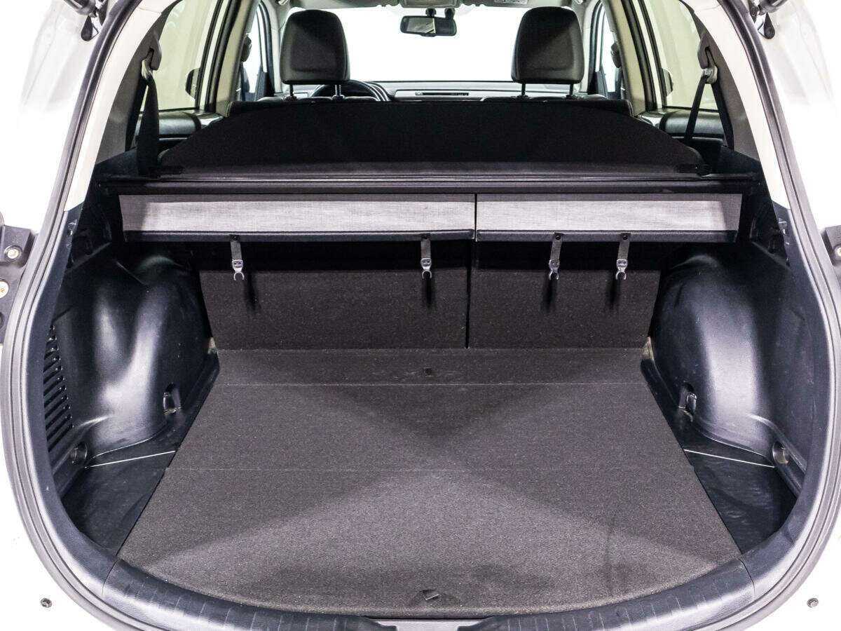 Купить Toyota RAV4, 2018, 109 603 км.. Фото: #14