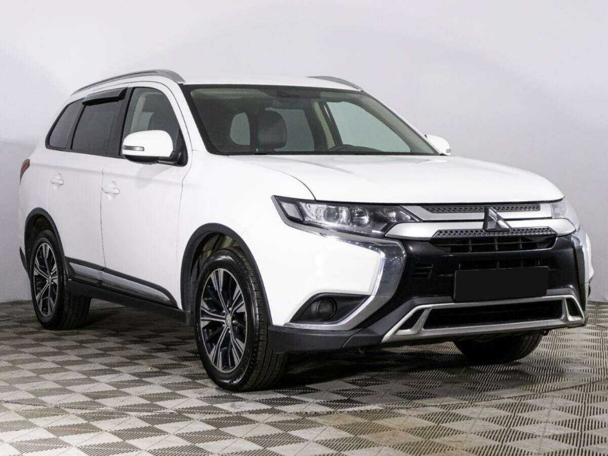Купить Mitsubishi Outlander, 2019, 108 009 км.. Фото: #2