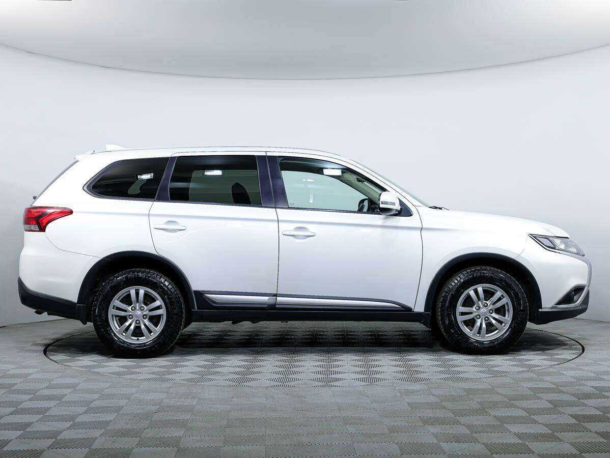 Купить Mitsubishi Outlander, 2018, 94 398 км.. Фото: #3