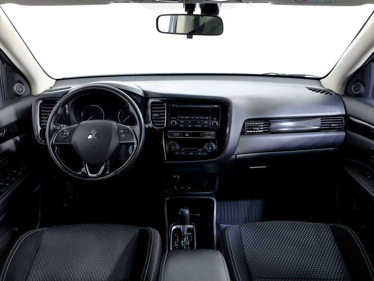 Купить Mitsubishi Outlander, 2018, 94 398 км.. Фото: #9