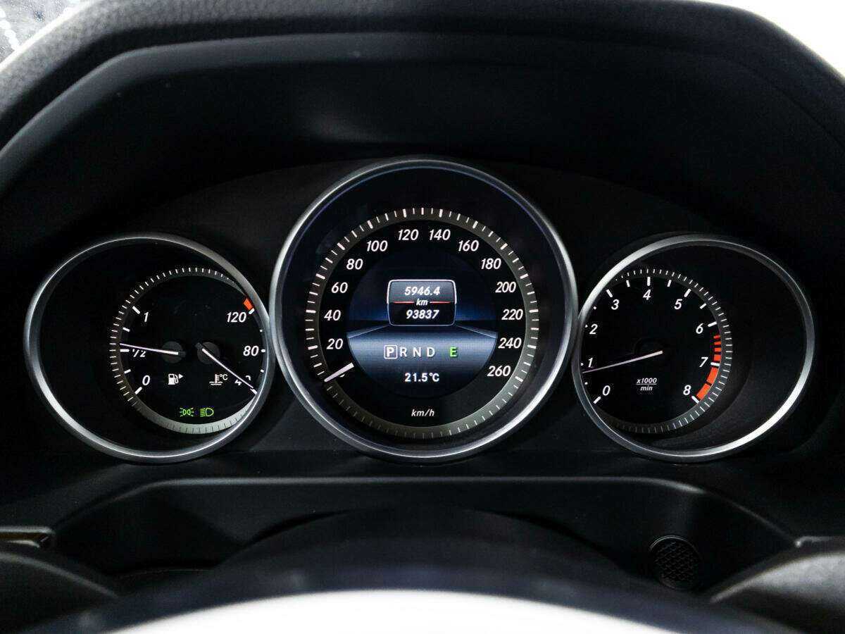 Купить Mercedes-Benz E-Класс, 2015, 93 792 км.. Фото: #11