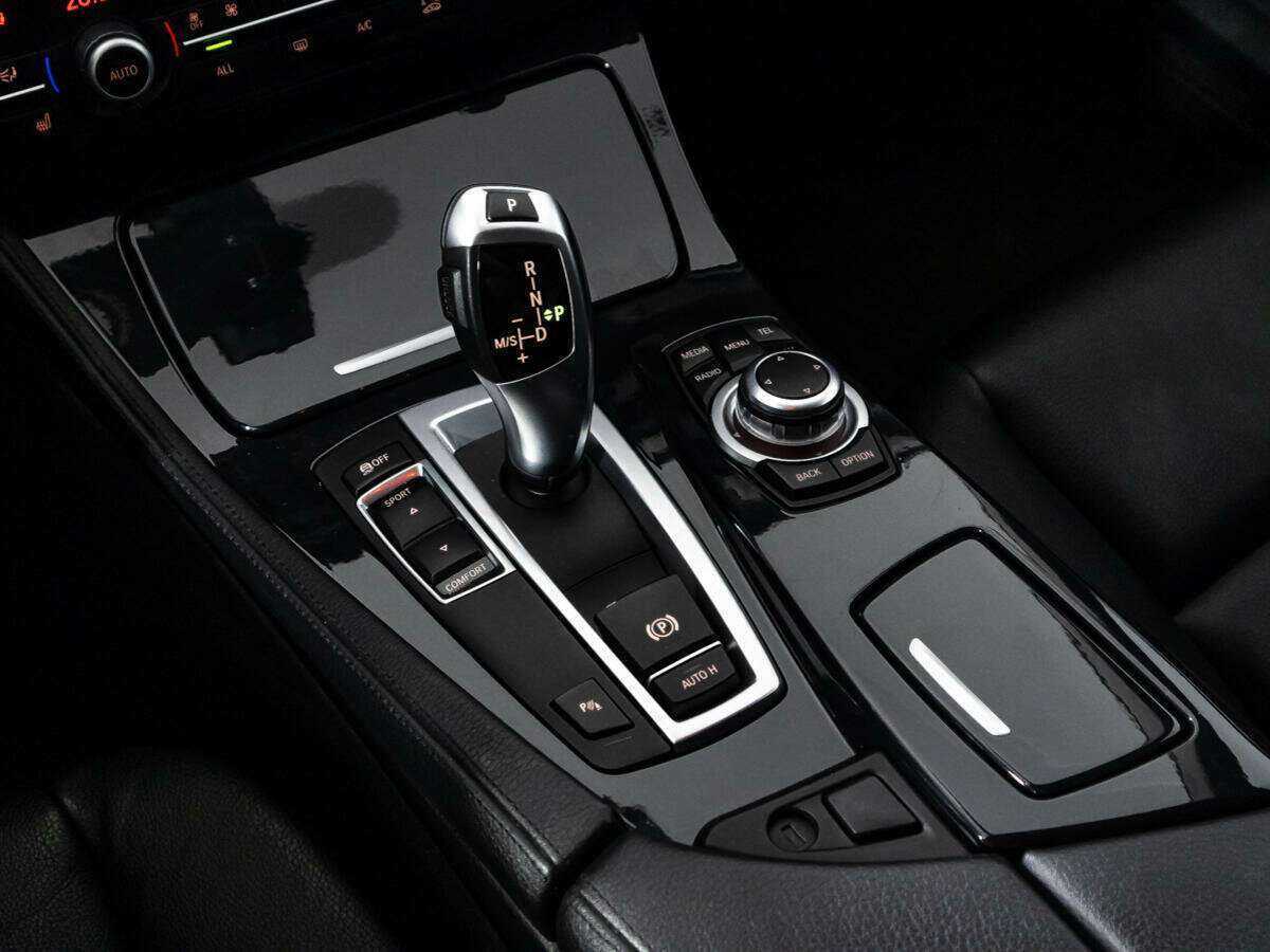 Купить BMW 5 серии, 2012, 67 811 км.. Фото: #15