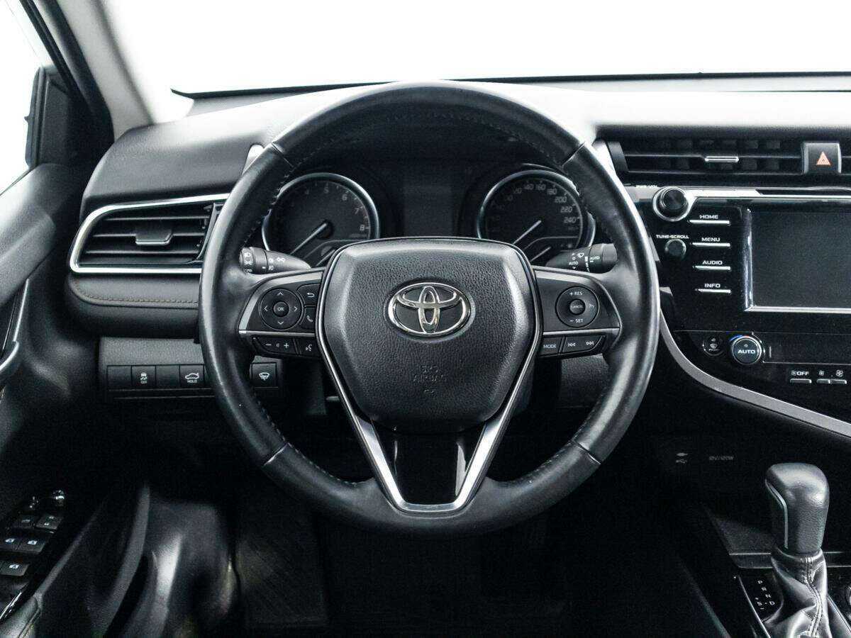 Купить Toyota Camry, 2019, 39 201 км.. Фото: #18