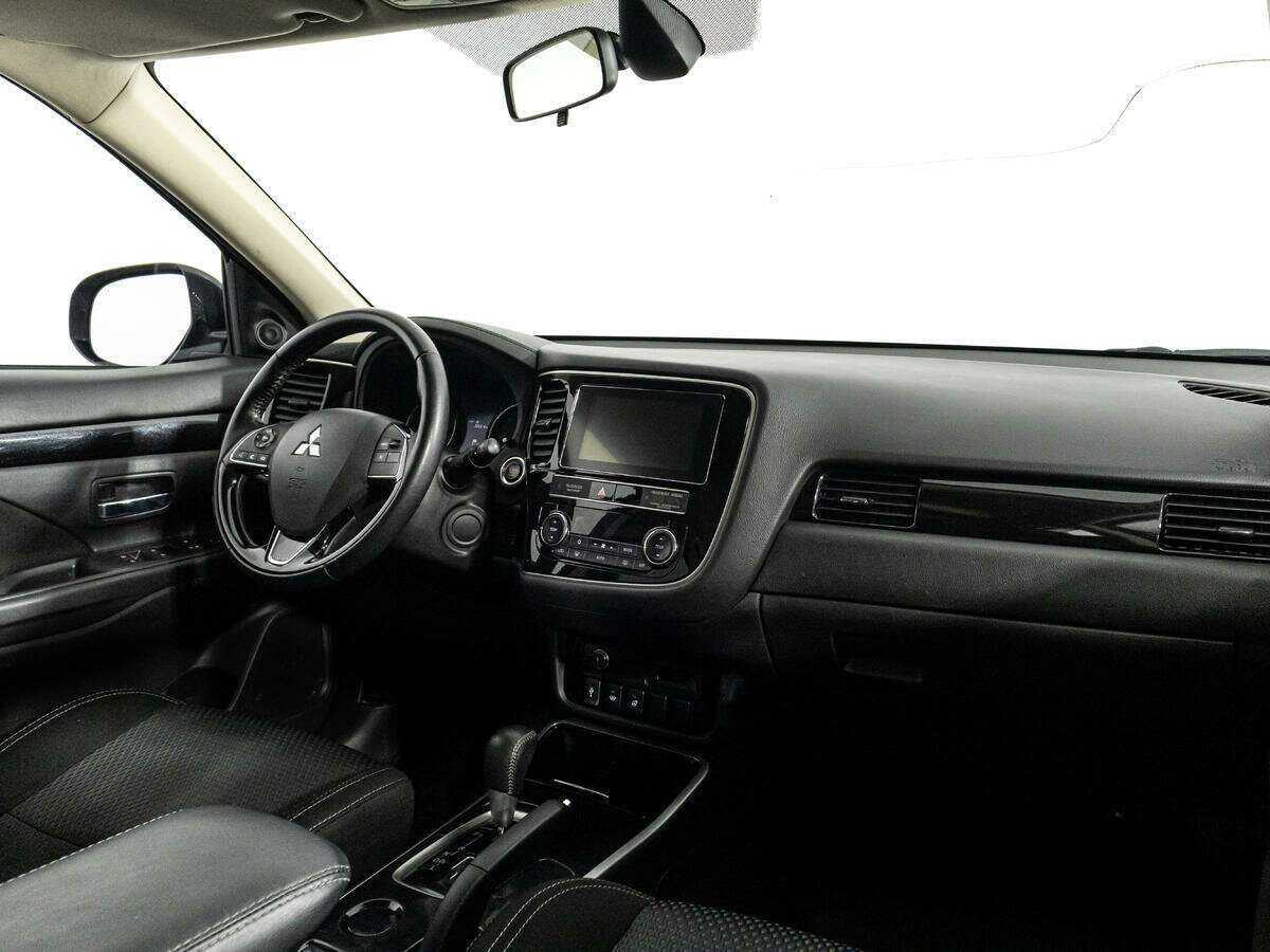 Купить Mitsubishi Outlander, 2019, 72 053 км.. Фото: #8