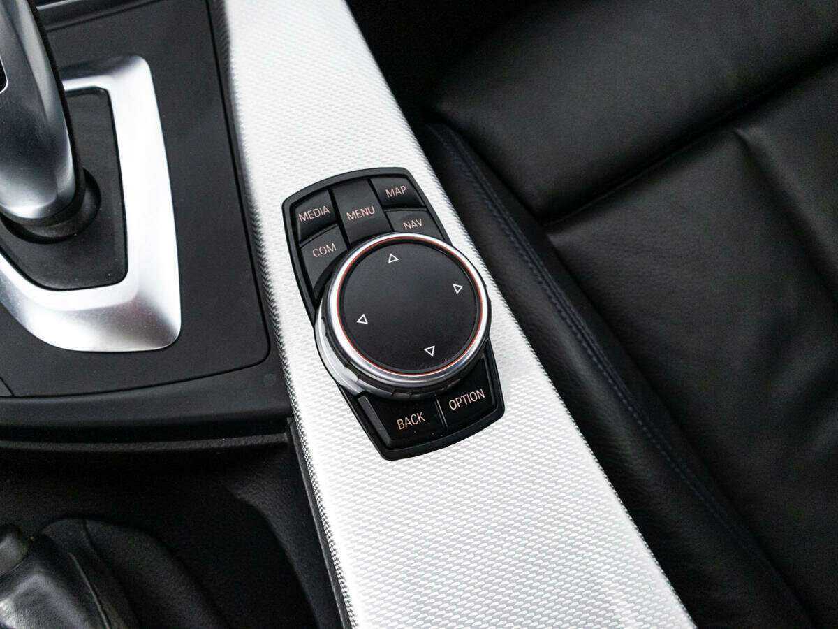 Купить BMW 3 серии, 2018, 69 691 км.. Фото: #16